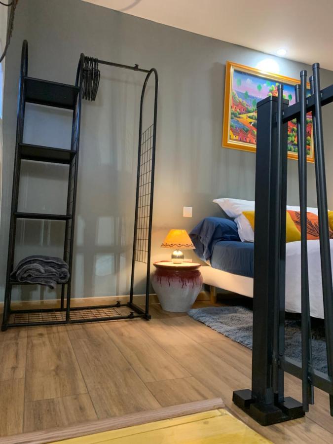 Standing Duplex Full Equipements Ideal Moyen Sejours Le Thor Exteriör bild